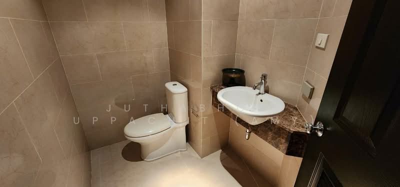 The Cadogan Private Residence, Bangkok, Soi Sukhumvit 39, Khlong Tan Nua, Watthana, Bangkok, 2 Bedrooms, 175 sqm, Condo For Rent, by Juthabhorn Uppachit (Amy), 500202541 - DDproperty.com