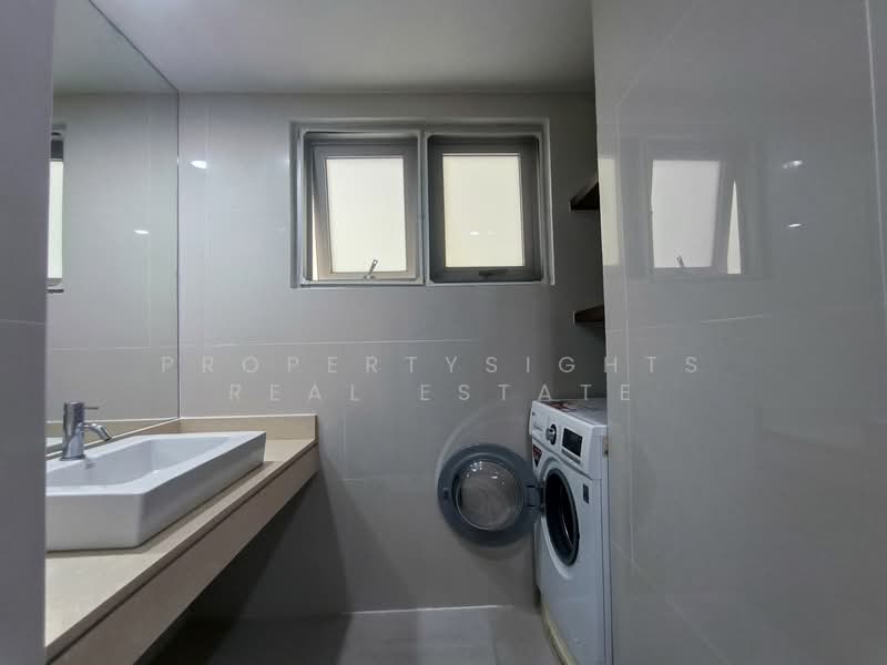 The Rajdamri, Bangkok, Ratchadamri Road, Lumphini, Pathum Wan, Bangkok, 2 Bedrooms, 112 sqm, Condo For Rent, by PROPERTYSIGHTS REAL ESTATE, 500202562 - DDproperty.com