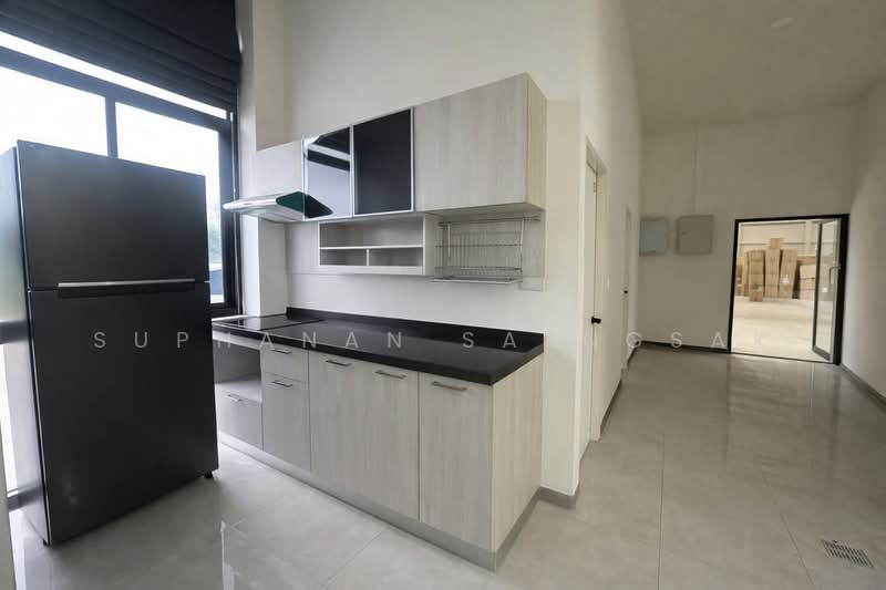 Factory For Rent at Samutsakorn, Samut Sakhon, Khlong Madua, Krathum Baen, Samut Sakhon, , 2,800 sqm, Warehouse/Factory For Rent, by Suphanan Saengsak, 500202569 - DDproperty.com