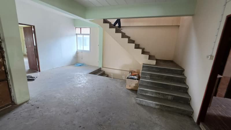 ลาดพร้าว, Bangkok, ลาดพร้าว 83, Khlong Chaokhun Sing, Wang Thonglang, Bangkok, , 400 sqm, Warehouse/Factory For Sale, by Mooky ตุลาพันธุ์, 500202591 - DDproperty.com