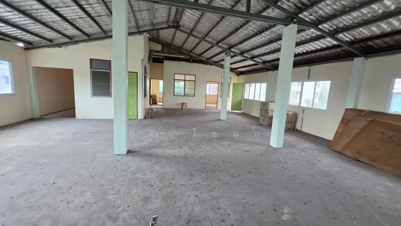 ลาดพร้าว, Bangkok, ลาดพร้าว 83, Khlong Chaokhun Sing, Wang Thonglang, Bangkok, , 400 sqm, Warehouse/Factory For Sale, by Mooky ตุลาพันธุ์, 500202591 - DDproperty.com