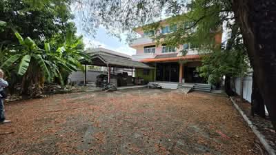 ขาย - ลาดพร้าว, กรุงเทพ