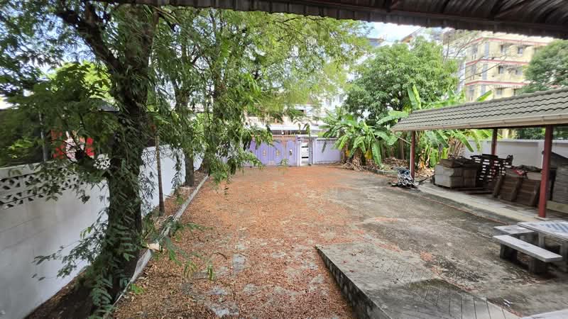 ลาดพร้าว, Bangkok, ลาดพร้าว 83, Khlong Chaokhun Sing, Wang Thonglang, Bangkok, , 400 sqm, Warehouse/Factory For Sale, by Mooky ตุลาพันธุ์, 500202591 - DDproperty.com