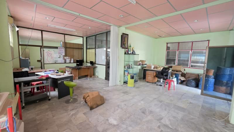 ลาดพร้าว, Bangkok, ลาดพร้าว 83, Khlong Chaokhun Sing, Wang Thonglang, Bangkok, , 400 sqm, Warehouse/Factory For Sale, by Mooky ตุลาพันธุ์, 500202591 - DDproperty.com