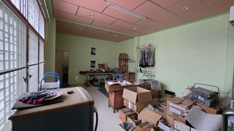 ลาดพร้าว, Bangkok, ลาดพร้าว 83, Khlong Chaokhun Sing, Wang Thonglang, Bangkok, , 400 sqm, Warehouse/Factory For Sale, by Mooky ตุลาพันธุ์, 500202591 - DDproperty.com