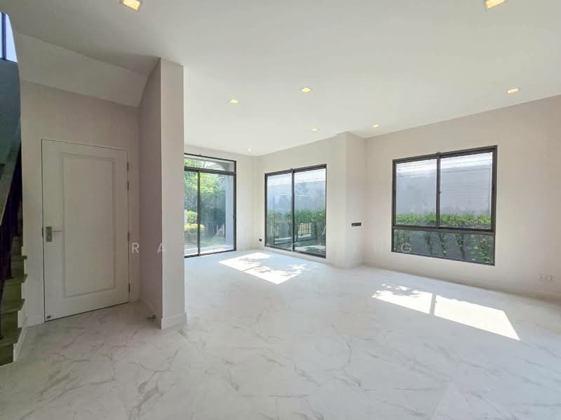 Bangkok Boulevard Rama 5, Nonthaburi, 34-38 Atchariya Prasith Road, Mahasawat, Bang Kruai, Nonthaburi, 4 Bedrooms, 234 sqm, Single Detached House For Sale, by Chantat Raoprachong, 500202595 - DDproperty.com