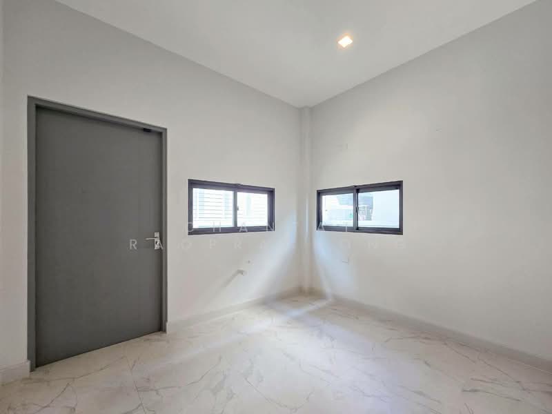 Bangkok Boulevard Rama 5, Nonthaburi, 34-38 Atchariya Prasith Road, Mahasawat, Bang Kruai, Nonthaburi, 4 Bedrooms, 234 sqm, Single Detached House For Sale, by Chantat Raoprachong, 500202595 - DDproperty.com