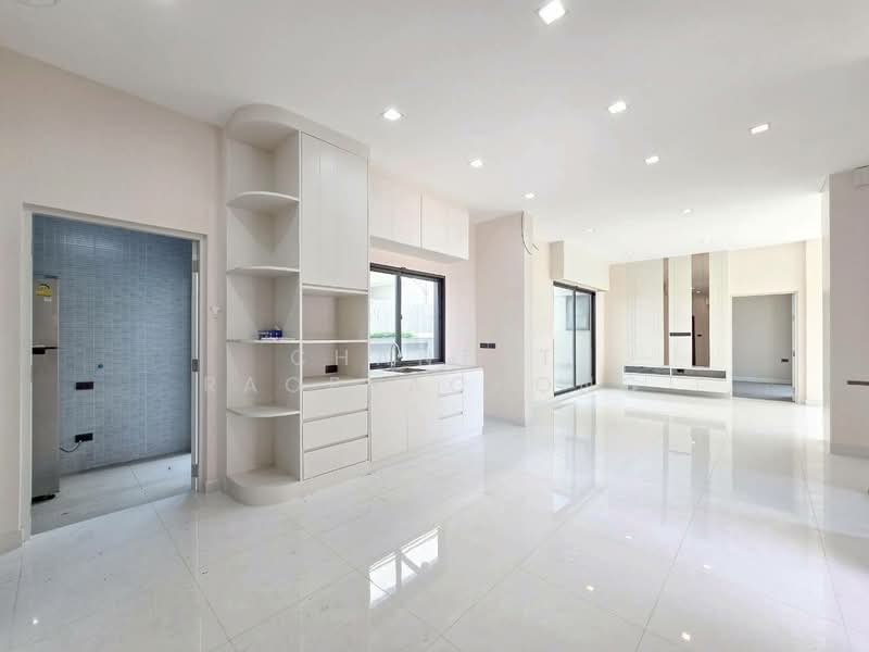 Bangkok Boulevard Rama 5, Nonthaburi, 34-38 Atchariya Prasith Road, Mahasawat, Bang Kruai, Nonthaburi, 4 Bedrooms, 319 sqm, Single Detached House For Sale, by Chantat Raoprachong, 500202600 - DDproperty.com