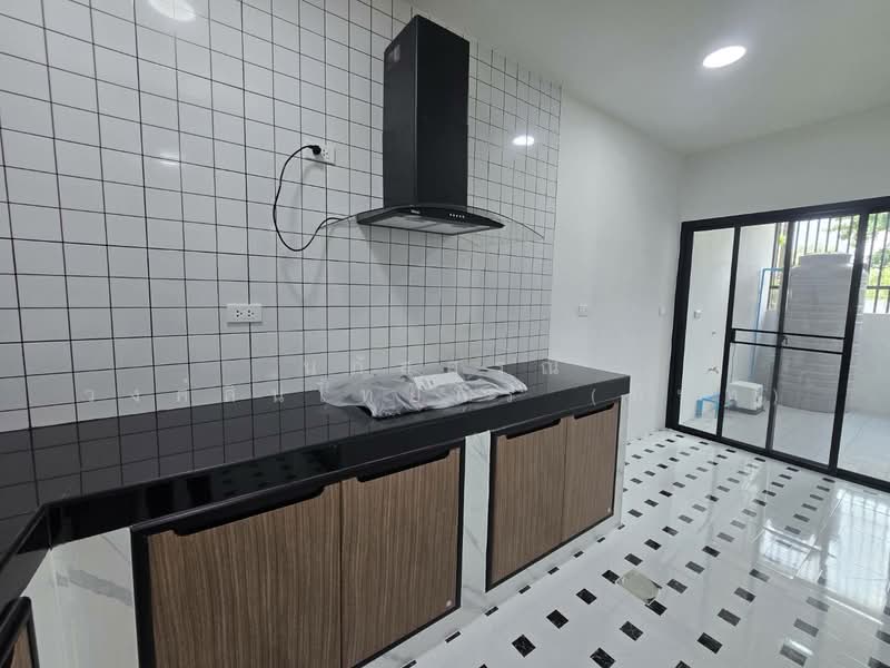 Muang Supthanee, Bangkok, Soi Leab Klong Song 25, Bang Chun, Khlong Sam Wa, Bangkok, 3 Bedrooms, 120 sqm, Townhouse For Sale, by นภัสศรณ์ วงศ์สินไทยกร (นันท์), 500202610 - DDproperty.com