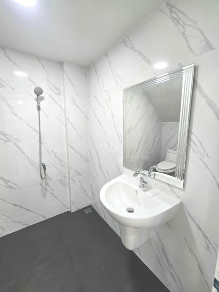 Muang Supthanee, Bangkok, Soi Leab Klong Song 25, Bang Chun, Khlong Sam Wa, Bangkok, 3 Bedrooms, 120 sqm, Townhouse For Sale, by นภัสศรณ์ วงศ์สินไทยกร (นันท์), 500202610 - DDproperty.com