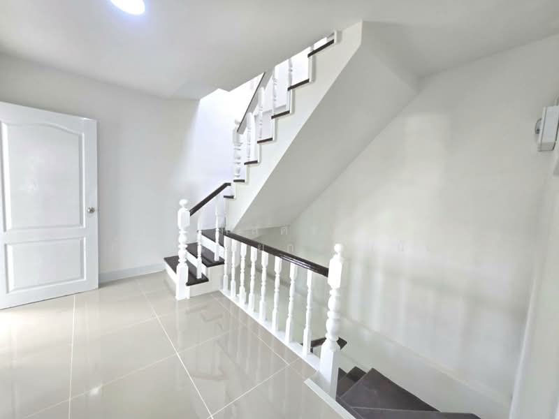 Muang Supthanee, Bangkok, Soi Leab Klong Song 25, Bang Chun, Khlong Sam Wa, Bangkok, 3 Bedrooms, 120 sqm, Townhouse For Sale, by นภัสศรณ์ วงศ์สินไทยกร (นันท์), 500202610 - DDproperty.com