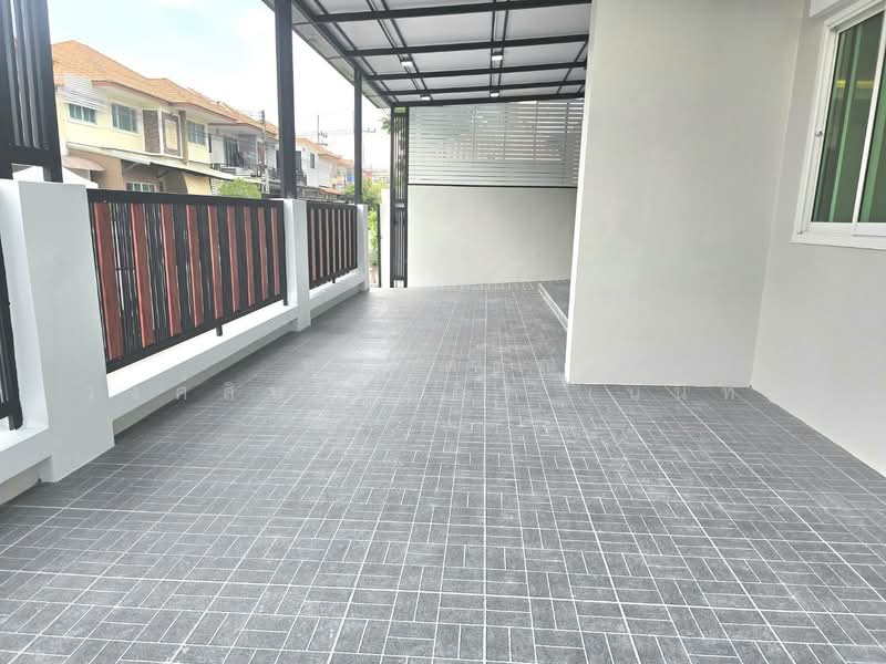 Phanason Villa Lumlukka-Klong 4, Pathum Thani, Soi Phanason Village, Lat Sawai, Lam Luk Ka, Pathum Thani, 4 Bedrooms, 160 sqm, Semi-Detached House (Twin House) For Sale, by นภัสศรณ์ วงศ์สินไทยกร (นันท์), 500202614 - DDproperty.com