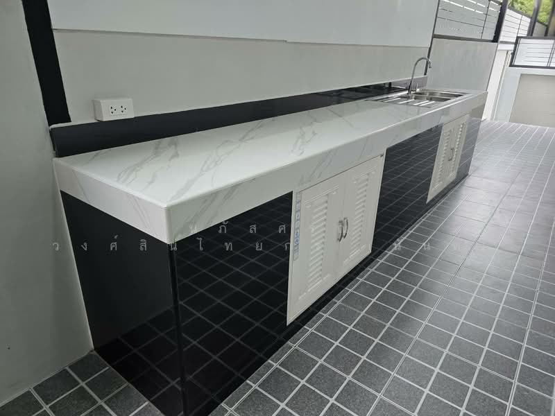 Phanason Villa Lumlukka-Klong 4 : พนาสนธิ์ วิลล่า ลำลูกกา-คลองสี่, ปทุมธานี, ชอย หมู่บ้านพนาสนธ์, ลาดสวาย, ลำลูกกา, ปทุมธานี, 160 ตร.ม., บ้านแฝด ขาย, โดย นภัสศรณ์ วงศ์สินไทยกร (นันท์), 500202614 - DDproperty.com