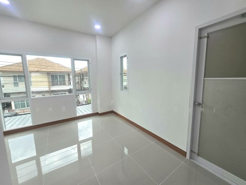 Phanason Villa Lumlukka-Klong 4 : พนาสนธิ์ วิลล่า ลำลูกกา-คลองสี่, ปทุมธานี, ชอย หมู่บ้านพนาสนธ์, ลาดสวาย, ลำลูกกา, ปทุมธานี, 160 ตร.ม., บ้านแฝด ขาย, โดย นภัสศรณ์ วงศ์สินไทยกร (นันท์), 500202614 - DDproperty.com