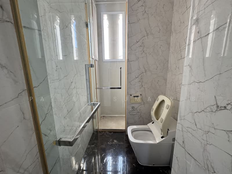 Ladawan Ratchapruek-Pinklao, Bangkok, Ratchapruek Road, Bang Ra Mat, Taling Chan, Bangkok, 5 Bedrooms, 620 sqm, Single Detached House For Sale, by Pattara Sumaopas, 500202615 - DDproperty.com