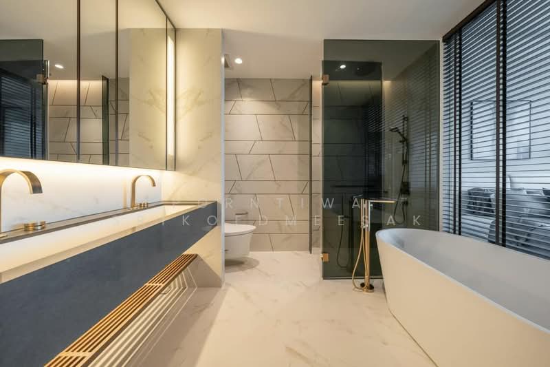 The Estelle Phrom Phong, Bangkok, 131 Soi Sukhumvit 26, Khong Tan, Khlong Toei, Bangkok, 1 Bedroom, 59 sqm, Condo For Rent, by Porntiwa Srikoedmeesak, 500202645 - DDproperty.com