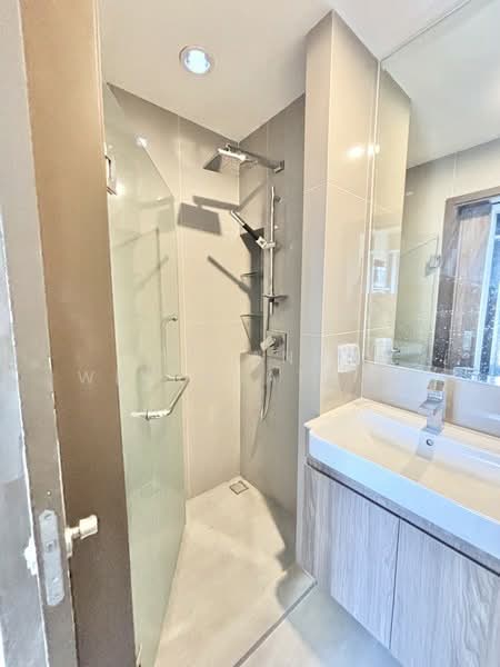 IDEO Mobi Asoke, Bangkok, New Petchaburi Road, Bang Kapi, Huai Khwang, Bangkok, 1 Bedroom, 28 sqm, Condo For Rent, by Nuttanun Weerasathapanakul, 500202672 - DDproperty.com