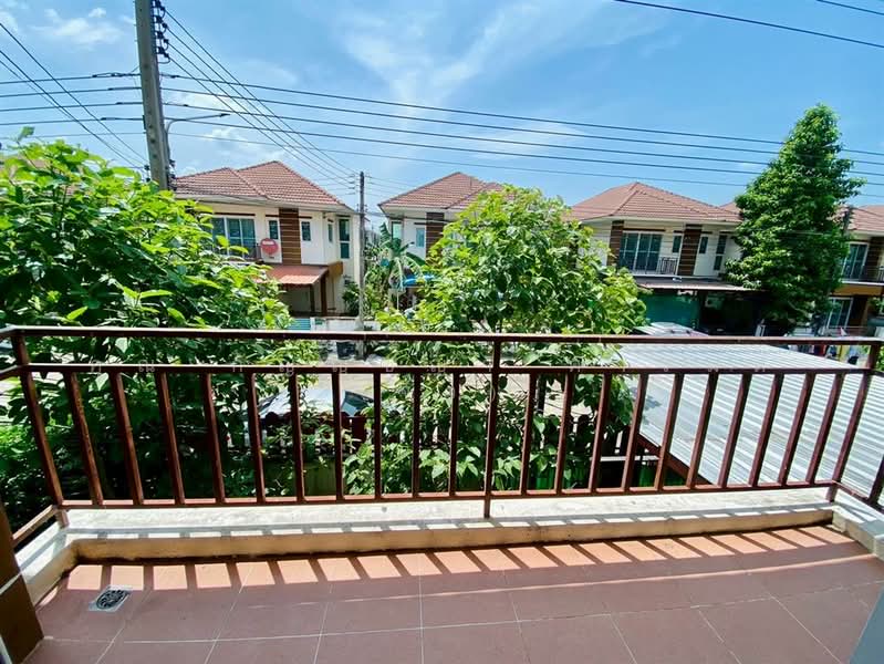 Baan Poomsiri Rangsit Klong 7 : บ้านภูมิสิริ รังสิต คลอง 7, ปทุมธานี, ซอย หมู่บ้านภูมิสิริคลอง 7, ลำผักกูด, ธัญบุรี, ปทุมธานี, 130 ตร.ม., บ้านแฝด ขาย, โดย คุณ กัญญ์ชญา คารมดี (จิ๋ว), 500202691 - DDproperty.com