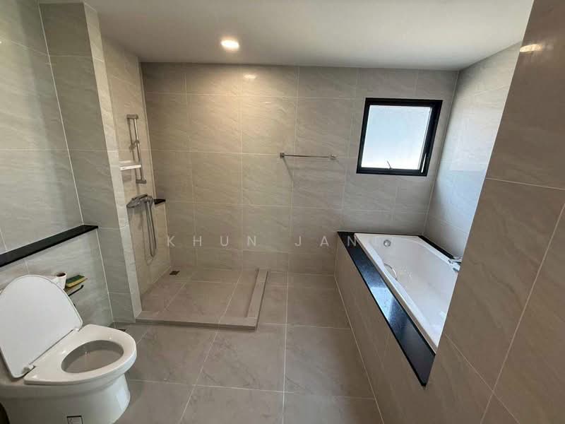 Britania Bangna-Srivaree, Samut Prakan, Village No. 6, Srisa Chorakhe Yai, Bang Sao Thong, Samut Prakan, 4 Bedrooms, 255 sqm, Single Detached House For Rent, by Khun Jane, 500202703 - DDproperty.com