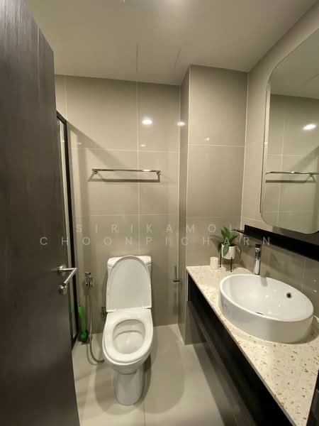 XT Huaikhwang, Bangkok, 244 Ratchadaphisek Road, Huai Khwang, Huai Khwang, Bangkok, 1 Bedroom, 28 sqm, Condo For Sale, by Sirikamol Choonpicharn, 500202719 - DDproperty.com