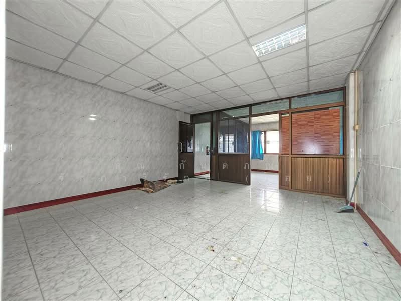 ขาย - อาคารพาณิชย์ 3.5 ชั้น 20 ตร.ว. อาคารพาณิชย์ ใกล้ตลาดน้ำท่าเรือศาลายา พุทธมณฑล นครปฐม, นครปฐม