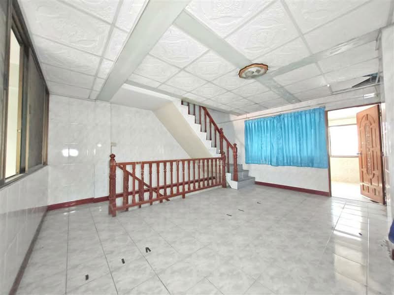 ขาย - อาคารพาณิชย์ 3.5 ชั้น 20 ตร.ว. อาคารพาณิชย์ ใกล้ตลาดน้ำท่าเรือศาลายา พุทธมณฑล นครปฐม, นครปฐม