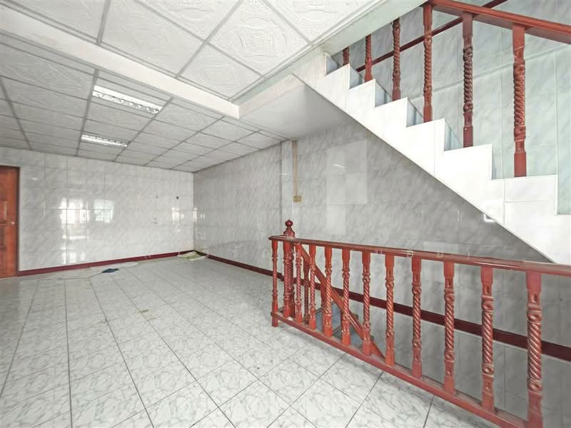 อาคารพาณิชย์ 3.5 ชั้น 20 ตร.ว. อาคารพาณิชย์ ใกล้ตลาดน้ำท่าเรือศาลายา พุทธมณฑล นครปฐม, Nakhon Pathom, Salaya, Phuttha Mon Thon, Nakhon Pathom, , 150 sqm, Shophouse For Sale, by คุณ กันตภณ จักกาวิรักษ์ (บอย), 500202720 - DDproperty.com