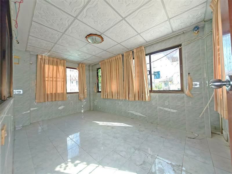 ขาย - อาคารพาณิชย์ 3.5 ชั้น 20 ตร.ว. อาคารพาณิชย์ ใกล้ตลาดน้ำท่าเรือศาลายา พุทธมณฑล นครปฐม, นครปฐม