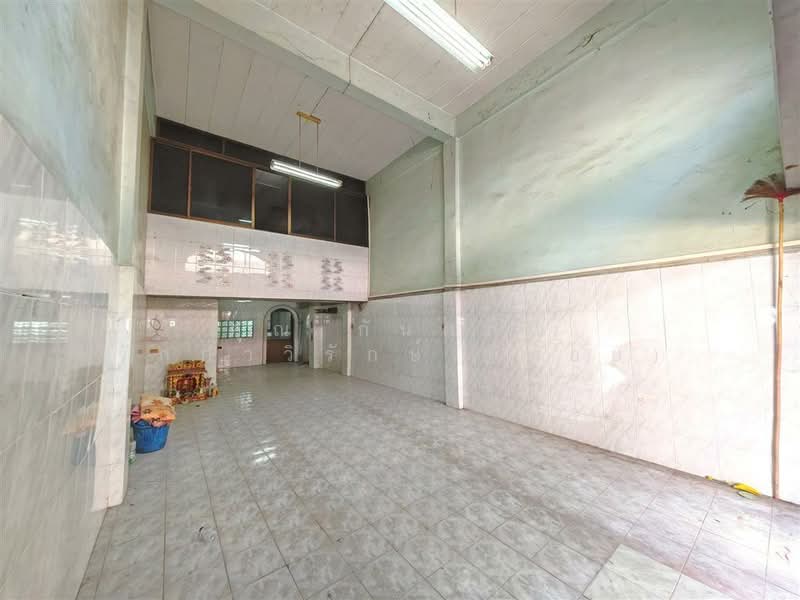 ขาย - อาคารพาณิชย์ 3.5 ชั้น 20 ตร.ว. อาคารพาณิชย์ ใกล้ตลาดน้ำท่าเรือศาลายา พุทธมณฑล นครปฐม, นครปฐม