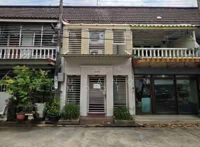 ขาย - ขายทาวน์เฮาส์ 2 ชั้น ม.อมรพันธ์ 9 ซ.เสนานิคม 1 ลาดพร้าว ทำเลดี เดินทางสะดวก ใกล้BTS เสนานิคม, กรุงเทพ