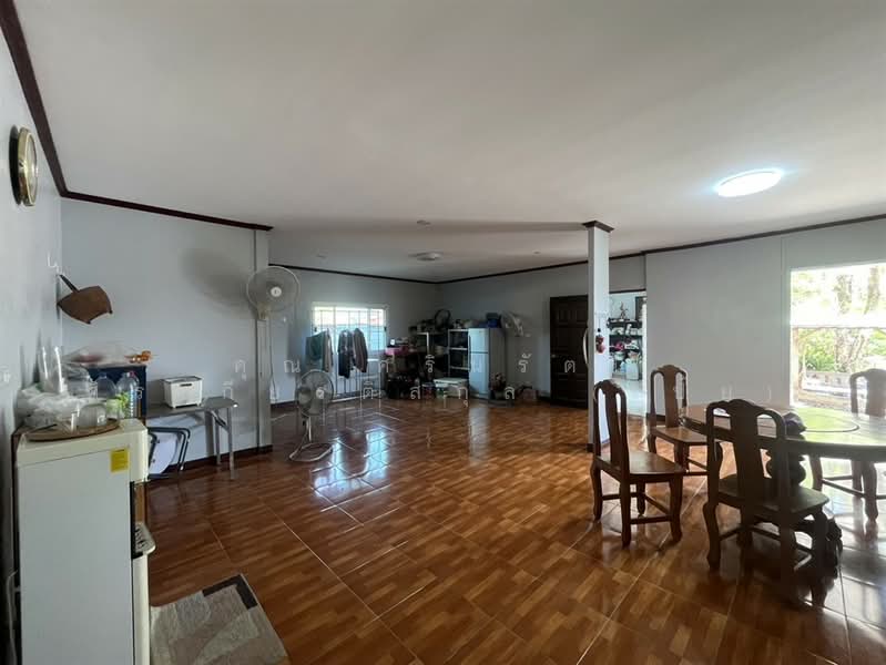 บ้านเดี่ยว + ที่ดิน 2 ชั้น 200 ตร.ว. ซอยไสวประชาราษฎร์14 ลำลูกกา ปทุมธานี, Pathum Thani, ถนนพระองค์เจ้าสายคลอง4, Lat Sawai, Lam Luk Ka, Pathum Thani, 6 Bedrooms, 800 sqm, Single Detached House For Sale, by คุณ ศรินรัตน์ ศิรเกียรติสกุล (เป้ย), 500202762 - DDproperty.com