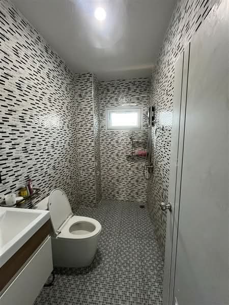 บ้านเดี่ยว + ที่ดิน 2 ชั้น 200 ตร.ว. ซอยไสวประชาราษฎร์14 ลำลูกกา ปทุมธานี, ปทุมธานี, ถนนพระองค์เจ้าสายคลอง4, ลาดสวาย, ลำลูกกา, ปทุมธานี, 800 ตร.ม., บ้านเดี่ยว ขาย, โดย คุณ ศรินรัตน์ ศิรเกียรติสกุล (เป้ย), 500202762 - DDproperty.com