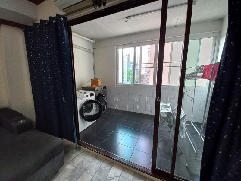 Srivara Mansion 2, Bangkok, Din Daeng, Din Daeng, Bangkok, 2 Bedrooms, 80 sqm, Condo For Rent, by Living Real Estates, 500202768 - DDproperty.com