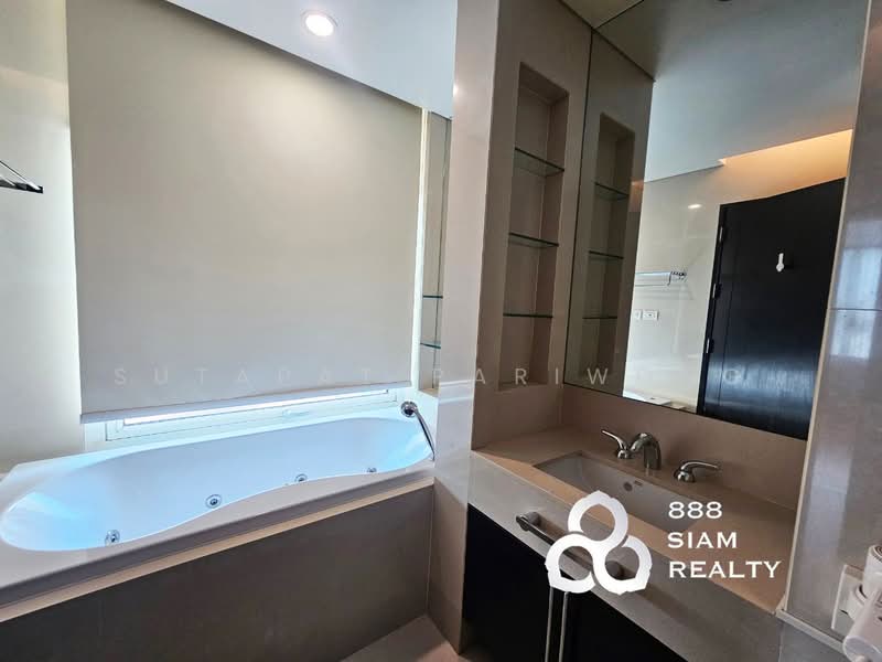 The Park Chidlom, Bangkok, 1 Petchaburi Road, Pathum Wan, Pathum Wan, Bangkok, 2 Bedrooms, 154 sqm, Condo For Rent, by Sutapat Pariwong, 500202787 - DDproperty.com