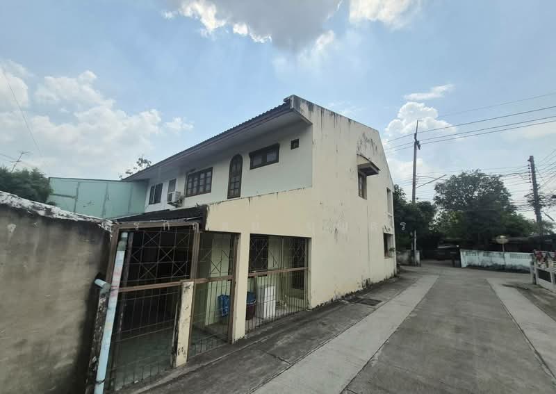 Chokaeo Village : หมู่บ้านช่อแก้ว, Pathum Thani, พหลโยธิน 64, Khu Khot, Lam Luk Ka, Pathum Thani, 4 Bedrooms, 180 sqm, Townhouse For Sale, by กรกฤตย์ บุญสระ, 500202794 - DDproperty.com