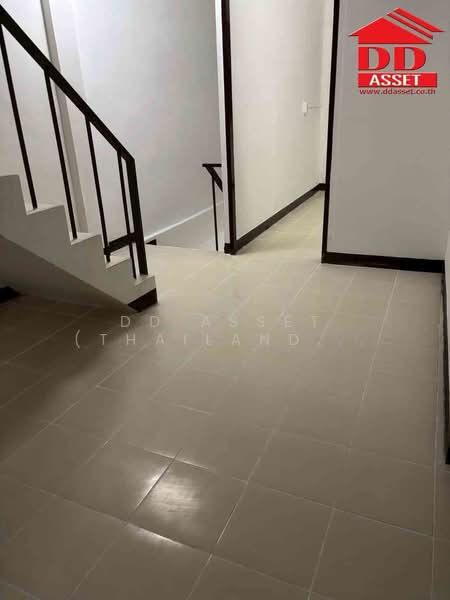 ให้เช่า อาคารพาณิชย์ 3.5 ชั้น ในซอยเสรีไทย 48 ห่างจากปากซอย 40 เมตร, Bangkok, Khan Na Yao, Khan Na Yao, Bangkok, , 250 sqm, Shophouse For Rent, by DD Asset (Thailand) Co.,Ltd, 500202819 - DDproperty.com