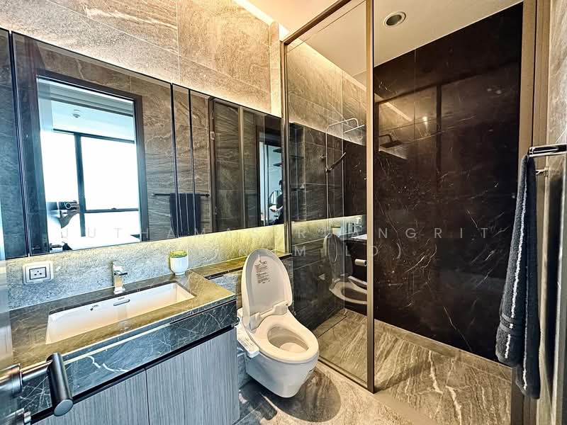 The Esse Sukhumvit 36, Bangkok, Soi Sukhumvit 36, Sukhumvit Road, Phra Kanong, Khlong Toei, Bangkok, 1 Bedroom, 39 sqm, Condo For Rent, by Juthamas Ruangrit ( YingMild), 500202820 - DDproperty.com