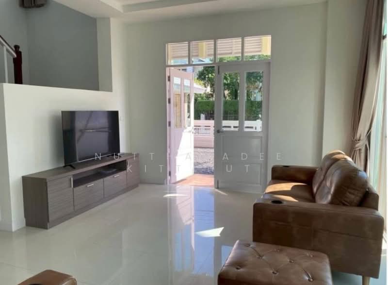Perfect Place Ramkhamhaeng 164, Bangkok, Soi Ramkhamhaeng 164, Saphan Sung, Saphan Sung, Bangkok, 3 Bedrooms, 280 sqm, Single Detached House For Rent, by Nutthavadee Kittihut, 500202828 - DDproperty.com