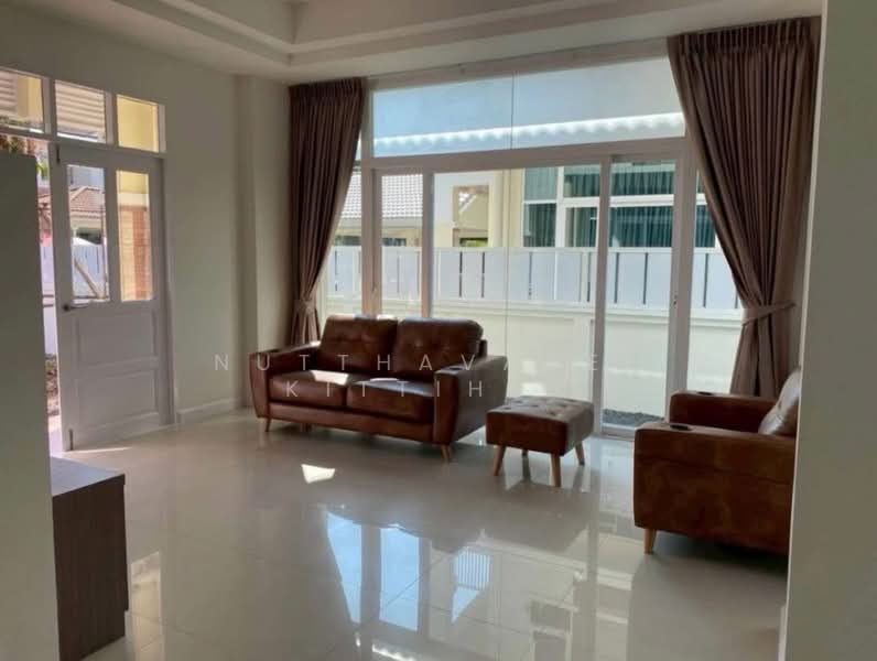 Perfect Place Ramkhamhaeng 164, Bangkok, Soi Ramkhamhaeng 164, Saphan Sung, Saphan Sung, Bangkok, 3 Bedrooms, 280 sqm, Single Detached House For Rent, by Nutthavadee Kittihut, 500202828 - DDproperty.com