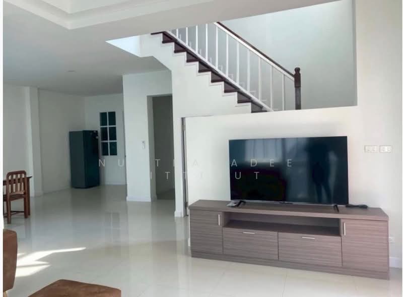 Perfect Place Ramkhamhaeng 164, Bangkok, Soi Ramkhamhaeng 164, Saphan Sung, Saphan Sung, Bangkok, 3 Bedrooms, 280 sqm, Single Detached House For Rent, by Nutthavadee Kittihut, 500202828 - DDproperty.com