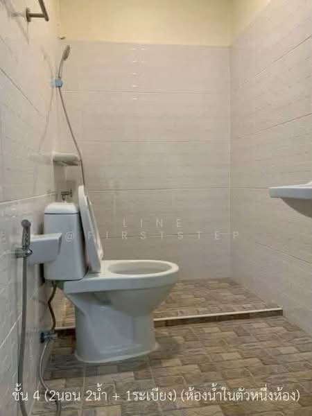 ให้เช่า - อาคารพาณิชย์ 5 ชั้นครึ่ง รีโนเวทใหม่ ใจกลางสาทร ใกล้ BTS เซ็นหลุยส์ และ สุรศักดิ์, กรุงเทพ