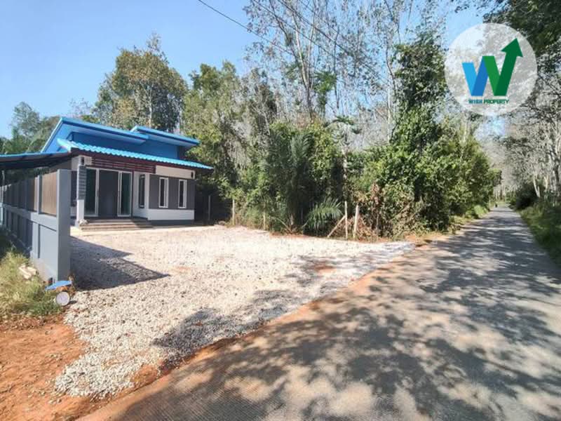 For sale Single house with land Phanang Tung Khuan Khanun Phatthalung, Phatthalung, หน้าโรงเรียนไทรงาม, Tale Noi, Khuan Khanun, Phatthalung, 2 Bedrooms, 58 sqm, Single Detached House For Sale, by สุมนทา กรรณนุช, 500202844 - DDproperty.com