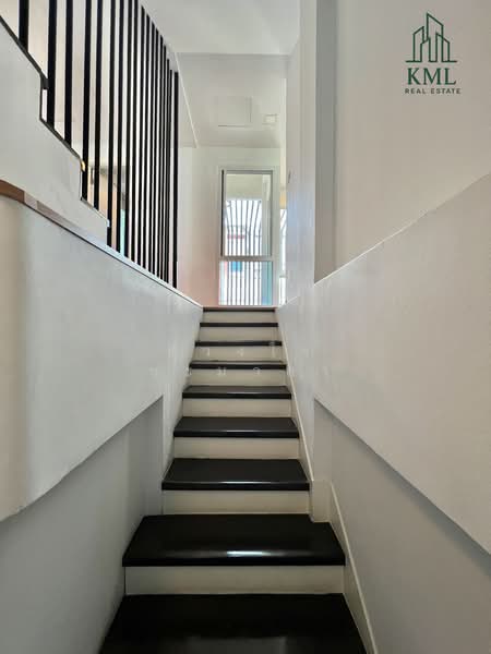 Prompak Place, Bangkok, Khlong Tan Nua, Watthana, Bangkok, 3 Bedrooms, 650 sqm, Townhouse For Sale, by ดวงใจ ขะมาลา, 500202849 - DDproperty.com