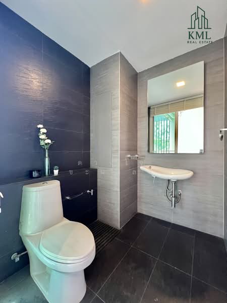 Prompak Place, Bangkok, Khlong Tan Nua, Watthana, Bangkok, 3 Bedrooms, 650 sqm, Townhouse For Sale, by ดวงใจ ขะมาลา, 500202849 - DDproperty.com