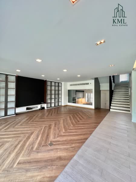 ขาย - Prompak Place : พร้อมพรรค เพลส, กรุงเทพ