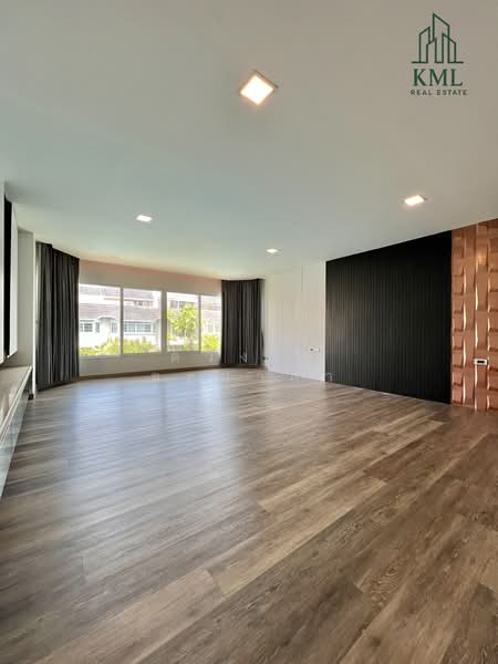 Prompak Place, Bangkok, Khlong Tan Nua, Watthana, Bangkok, 3 Bedrooms, 650 sqm, Townhouse For Sale, by ดวงใจ ขะมาลา, 500202849 - DDproperty.com