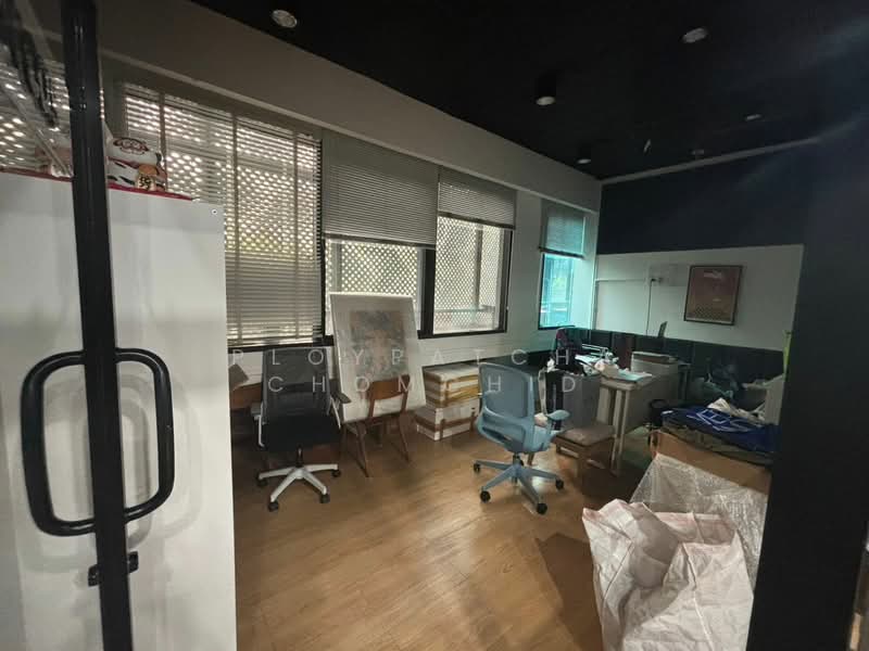 Mahanakhon Center, Bangkok, Silom, Bang Rak, Bangkok, , 211 sqm, Office Space For Rent, by Ploypatcha Chomchid, 500202850 - DDproperty.com