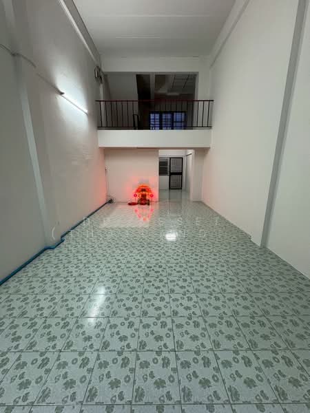 ให้เช่า อาคารพาณิชย์ 4 ชั้น ซอยเสรีไทย 32, Bangkok, Ram Inthra, Khan Na Yao, Bangkok, , 84 sqm, Shophouse For Rent, by DD Asset (Thailand) Co.,Ltd, 500202870 - DDproperty.com