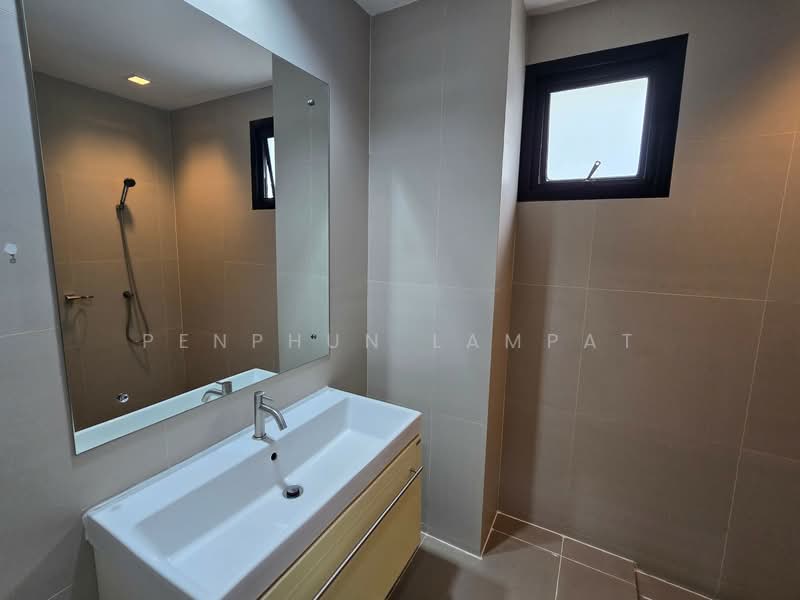 The Pantas Rachada - Rama 9, Bangkok, Soi Saha Kan Pramun, Pracha Uthit Road, Wang Thonglang, Wang Thonglang, Bangkok, 3 Bedrooms, 510 sqm, Single Detached House For Rent, by Penphun Lampat, 500202880 - DDproperty.com