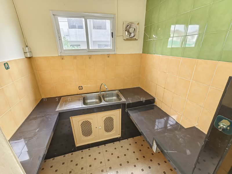 Merit Grand Donmuang : เมอริท แกรนด์ ดอนเมือง, Bangkok, เทิดราชัน, Si Khan, Don Mueang, Bangkok, 3 Bedrooms, 120 sqm, Townhouse For Sale, by กรกฤตย์ บุญสระ, 500202882 - DDproperty.com